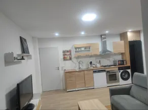 Full family studio - Image 4