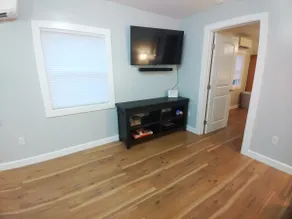 Comfortable Finger Lakes Retreat - Image 5