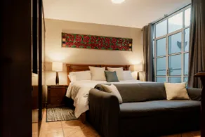 Best Location,Private Terrace,Valet Parking A/C - Image 4