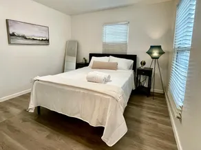 Chase Field/ Sky Harbor Home - Image 2