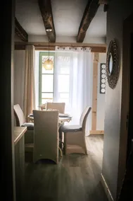 Bright 35 m² apartment in the city center - Image 3