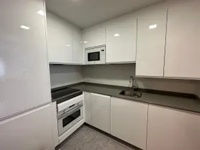 Studio 14 (large car garage included) - Image 3