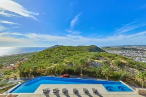 Beautiful3BR Oceanview, Large Pool, Quivera Access - Image 2