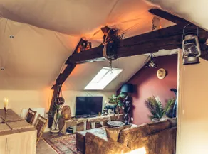 The Unusual: Chic Safari Experience in Saumur - Image 5