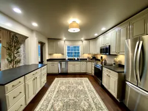 Madison Farmhouse • Lake & Family Fun Retreat - Image 4