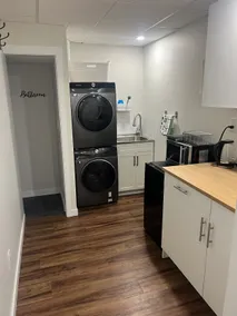 Cozy, air conditioned 2 bedroom basement suite. - Image 4