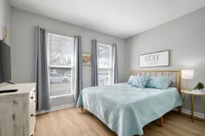 Buckroe Beach House~Walk to Beach / Only 3 Blocks! - Image 5