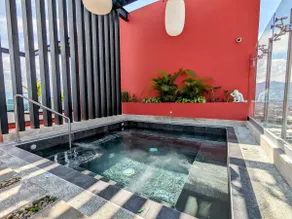 Enjoy Sunsets at Fully Equipped 2BR Condo - Image 5