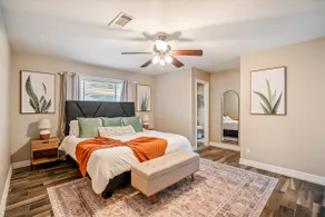 *NEW* Private Heated Pool near NRG & Med Center - Image 4