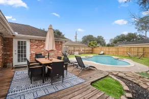*NEW* Private Heated Pool near NRG & Med Center - Image 2