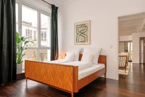 Quiet, Urban and Spacious Loft - Image 4