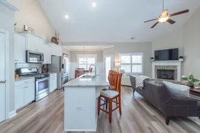 3/2 Covington home near studio - Image 4