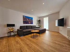 Apartment in a central location & balcony - Image 3
