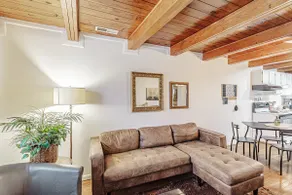 The Cozy Cottage 2 | 2BR / 1Bath + Full Kitchen | - Image 2