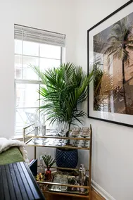 Chic, Mid-Century Bungalow by Lagoon! - Image 5