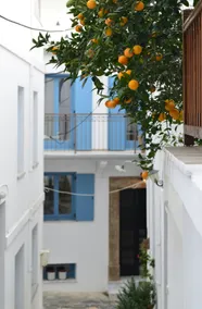 Harbour House - Image 2