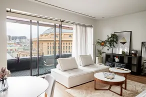 Urban Artistry Loft - A Haven Above the Bustle - Image 2