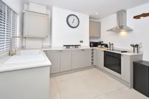 Chapel House by YourStays - Two bed cottage in Market Town of Sandbach, high end finish - Image 5