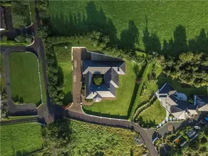 Luxury Home with Lake Views - Image 2