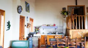 Cabin with spectacular views of the volcano. - Image 4