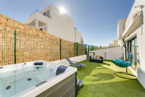Private jacuzzi | heated pool | Fitness | AC | - Image 2