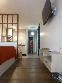 Studio Poe Rava - Image 2