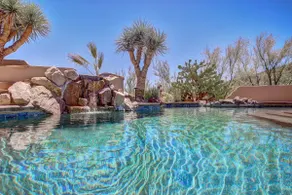 Fabulous Luxury Home Quiet 2 ac - Image 2