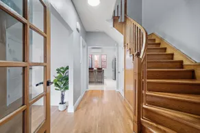 Montreal Luxurious House Big Terrace|Sleep16|3bath - Image 5