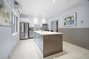 Montreal Luxurious House Big Terrace|Sleep16|3bath - Image 3