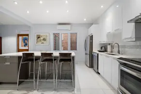 Montreal Luxurious House Big Terrace|Sleep16|3bath - Image 2