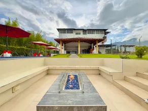 Calima Jewel: Cozy Retreat w FirePit & SoccerCourt - Image 2