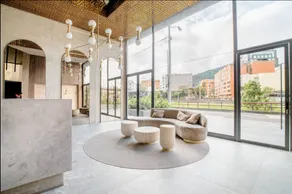 *LUXE High Rise* Panoramic Views, Pool & Parking - Image 5