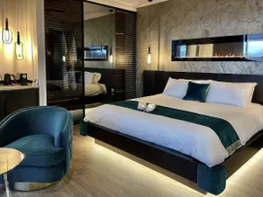 Spa Retreat Villa 1 - Image 2