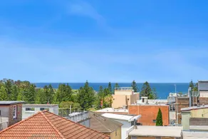 Coogee Horizon 1 Block to the Sea Heart of Coogee - Image 3