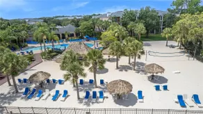 Beach Resort with poolside tiki bar and Hot Tubs near Disney World - Image 1