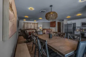 29 - Modern 5 Bedroom 2 Bath - Image 2