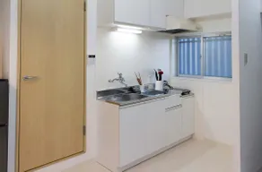 4-minute walk from Urayasu Station / Good access to Disney and the city center / Flourish 21, family apartment. - Image 4