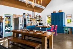 Pool, Fire Pit, Ping Pong, Stunning 5-Acre Retreat - Image 2