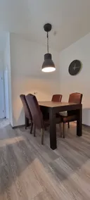 Twin room (green) in a central location - Image 5