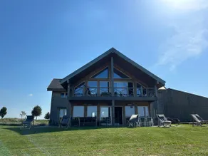 Secluded chalet for 10, heated pool, near Paris - Image 3