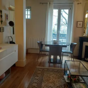 50 m2 apartment Paris 15th. - Image 2