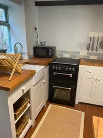 Cosy Belper Cottage - Image 4