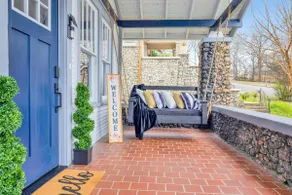 The Rustic | King Bed•Fire Pit•5 min Downtown BHam - Image 3