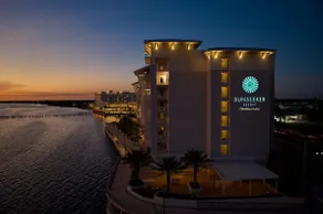 Luxury 1 Bedroom Condo at Sunseeker Resort - Image 4