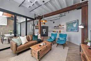 Luxurious Woolstore Living! ~teneriffe - Image 3