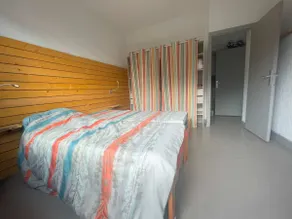 2 pcs, pool, sauna, pres center and cable car. - Image 3