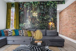 Jungle Dream Loft! 3 Bed/ Wine/ Balcony/ Parking! - Image 2