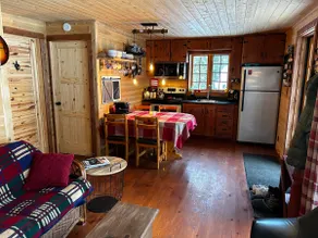The Bien-ve-nous cottage. - Image 5