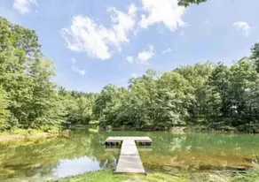 Cozy Lake Cottage - Image 2