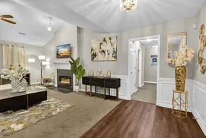 Home Near Airport, Restaurants & Motor Speedway - Image 3